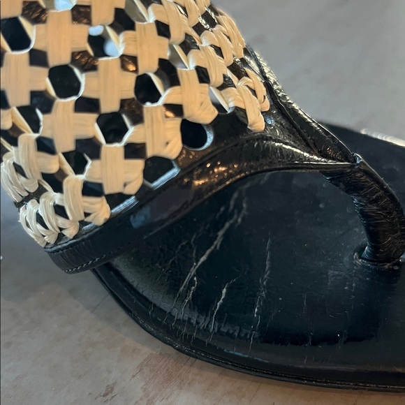 Tory Burch Black and Cream Checkered sandals - Picture 13 of 13